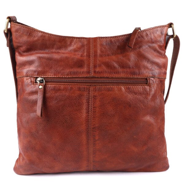 Classic Brown Leather Shoulder Bag - Image 4
