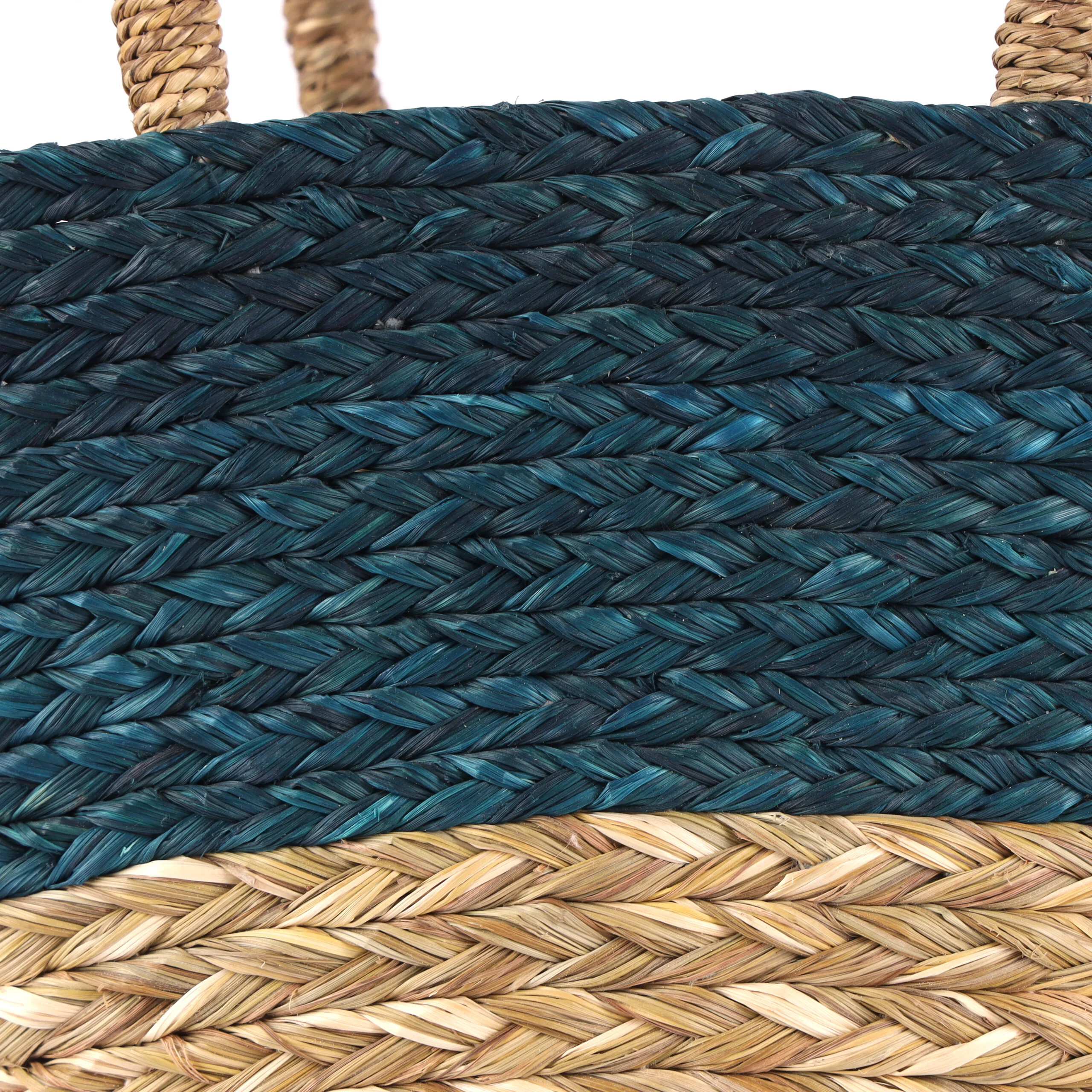 Azure Breeze Straw Tote - Image 4