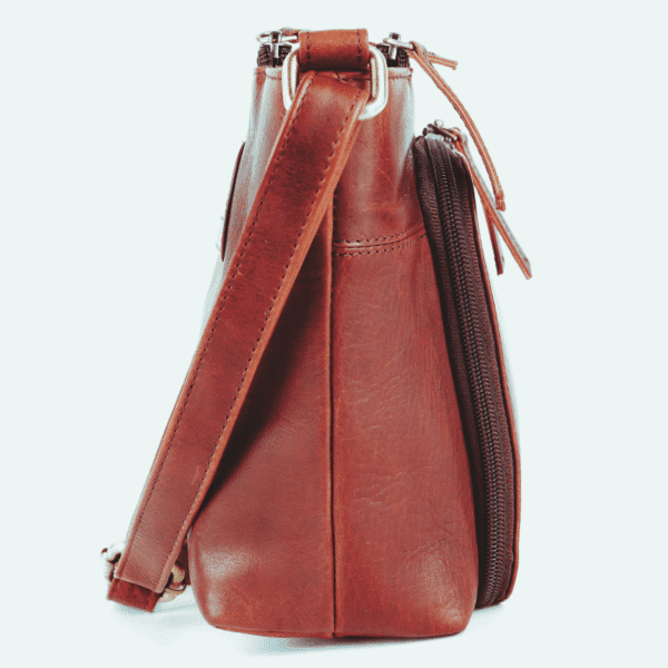Elegant Handmade Leather Crossbody Bag - Image 4